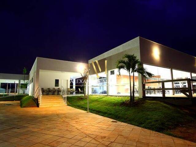 #18 - Terreno em condomínio para Venda em Montes Claros - MG