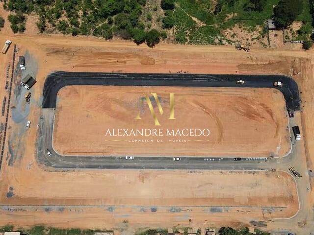 #19 - Terreno em condomínio para Venda em Montes Claros - MG