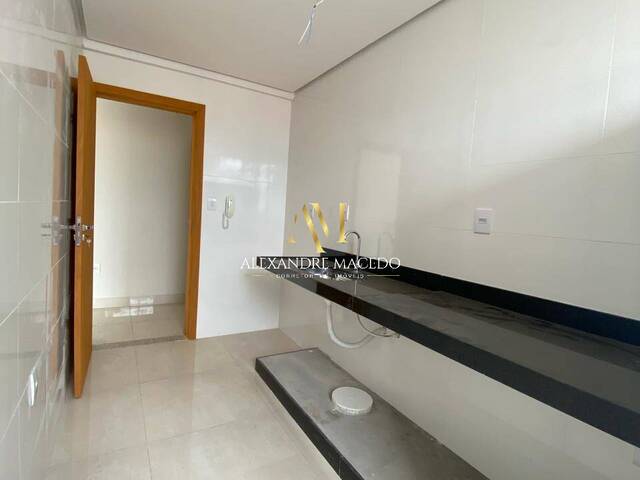 #23 - Apartamento para Venda em Montes Claros - MG