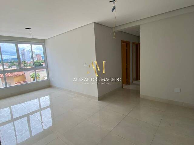 #23 - Apartamento para Venda em Montes Claros - MG