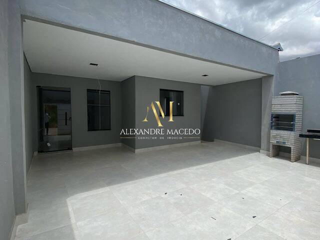 #32 - Casa para Venda em Montes Claros - MG