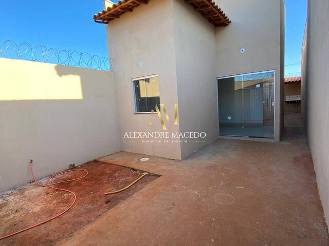 #37 - Casa para Venda em Montes Claros - MG