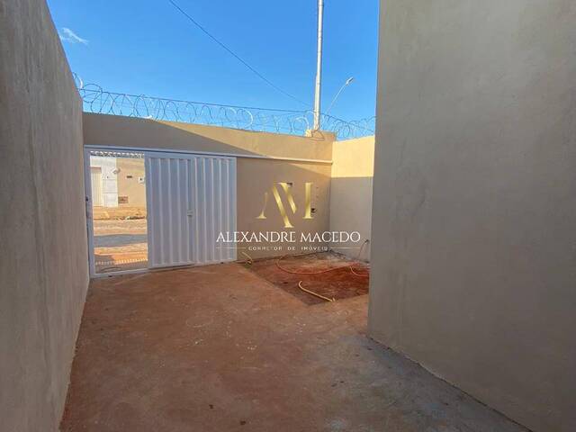 #37 - Casa para Venda em Montes Claros - MG