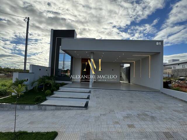 #48 - Casa em condomínio para Venda em Montes Claros - MG