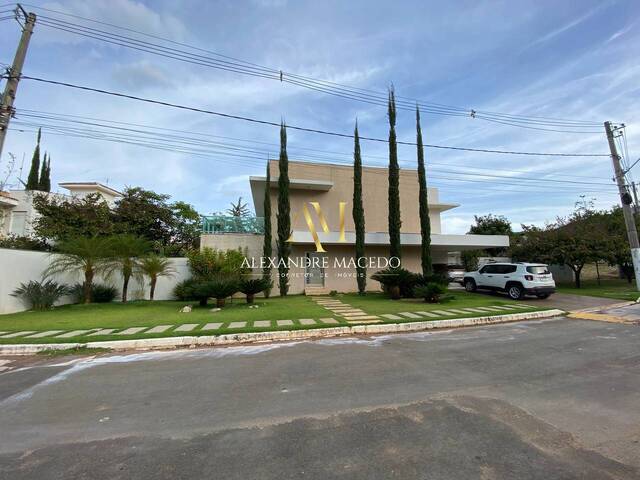 #51 - Casa em condomínio para Venda em Montes Claros - MG