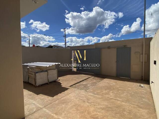 #54 - Casa para Venda em Montes Claros - MG