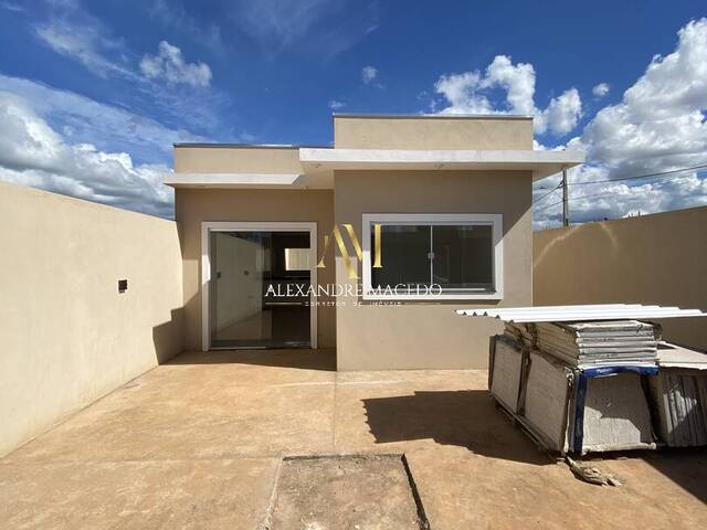 #54 - Casa para Venda em Montes Claros - MG