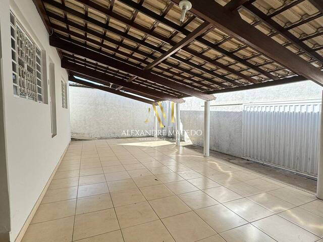 #56 - Casa para Venda em Montes Claros - MG