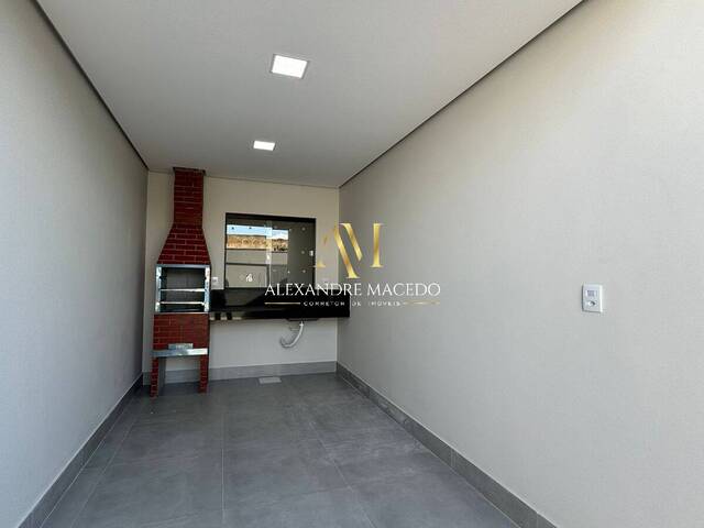 #68 - Casa para Venda em Montes Claros - MG