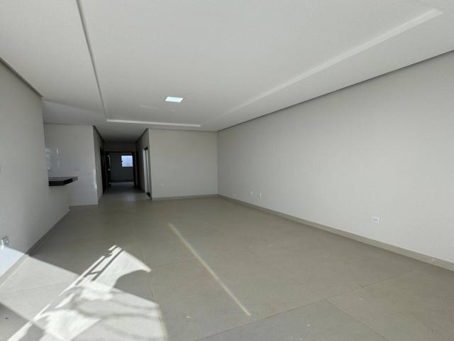 #76 - Casa para Venda em Montes Claros - MG