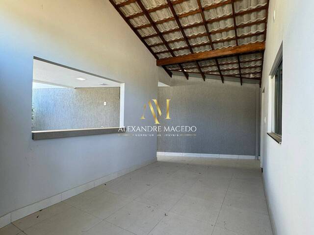 #79 - Casa para Venda em Montes Claros - MG