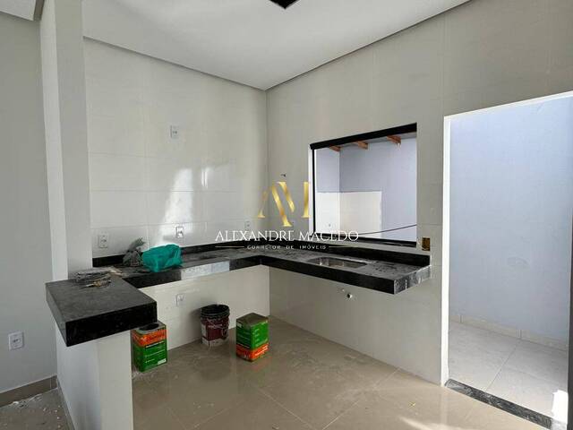#89 - Casa para Venda em Montes Claros - MG