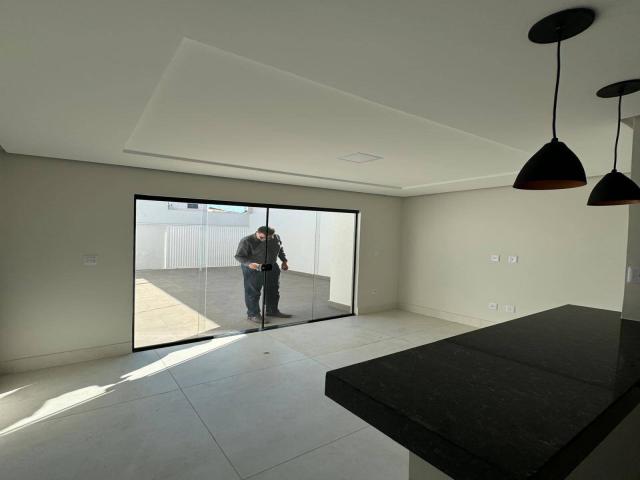 #94 - Casa para Venda em Montes Claros - MG