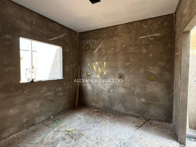 #97 - Casa para Venda em Montes Claros - MG