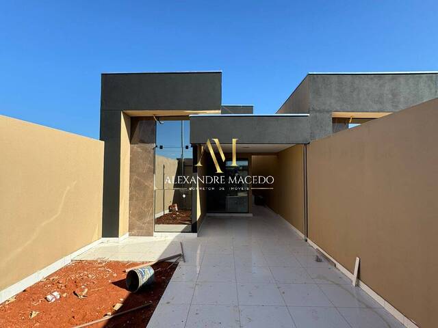 #108 - Casa para Venda em Montes Claros - MG