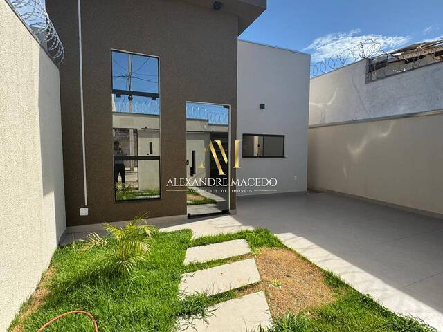 #114 - Casa para Venda em Montes Claros - MG