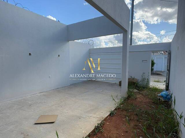 #115 - Casa para Venda em Montes Claros - MG