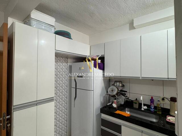 #120 - Apartamento para Venda em Montes Claros - MG