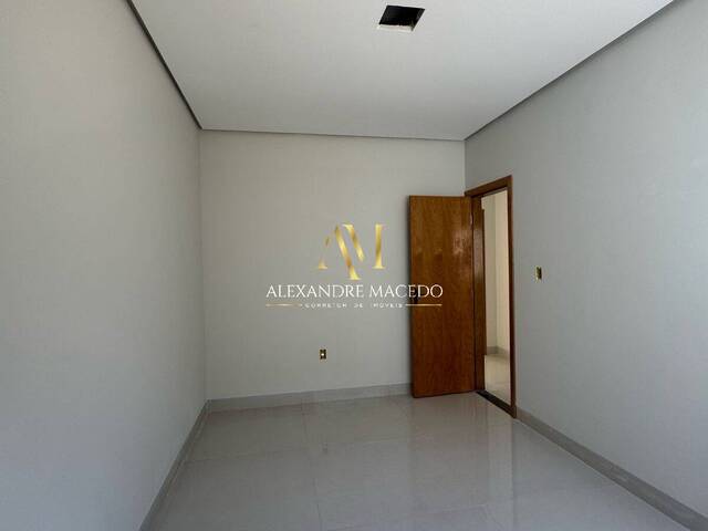 #129 - Casa para Venda em Montes Claros - MG