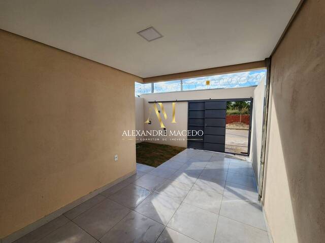 #125 - Casa para Venda em Montes Claros - MG