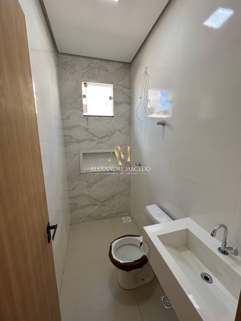 Casa à venda com 2 quartos, 55m² - Foto 7