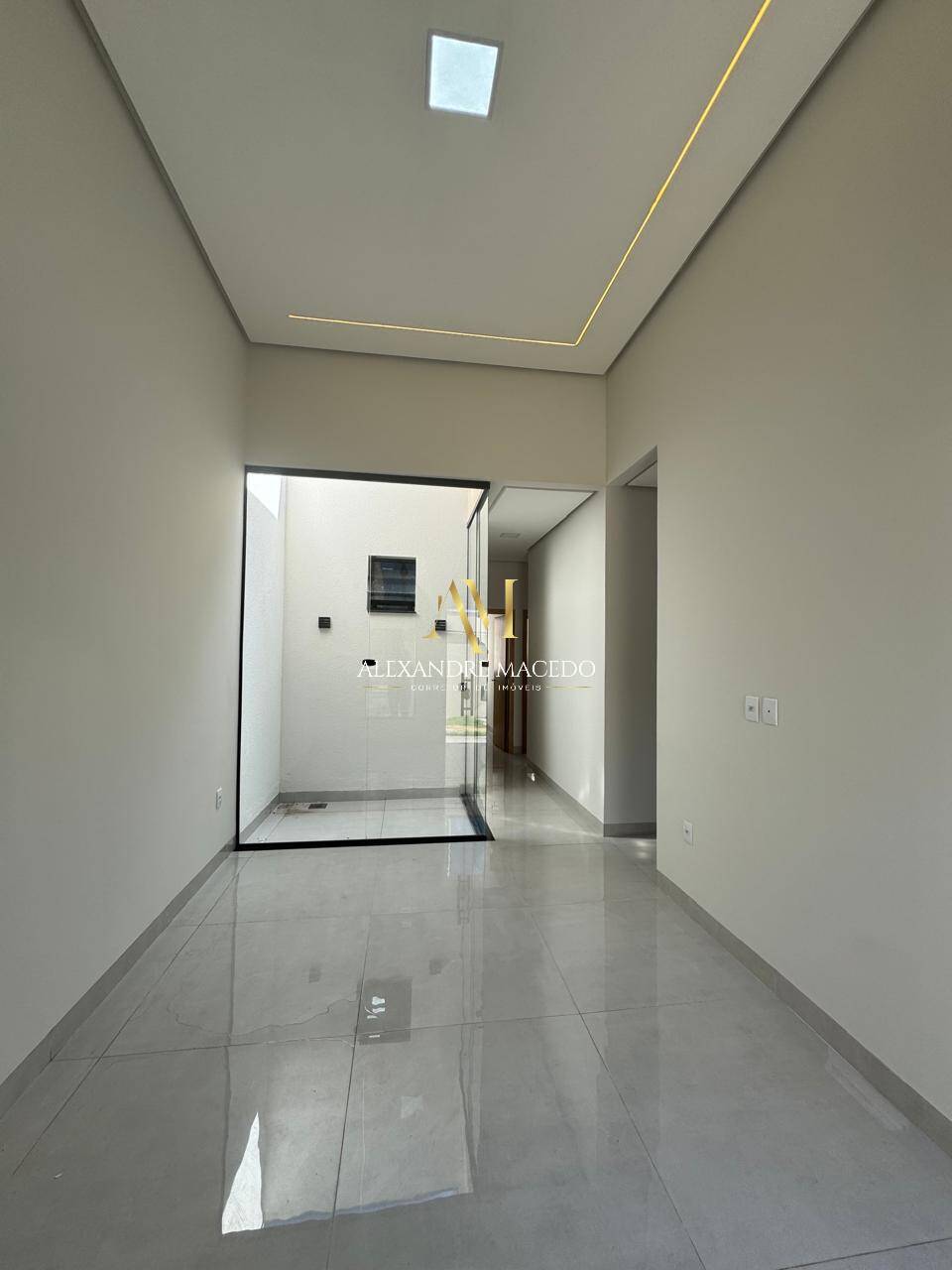 Casa à venda com 3 quartos, 65m² - Foto 5