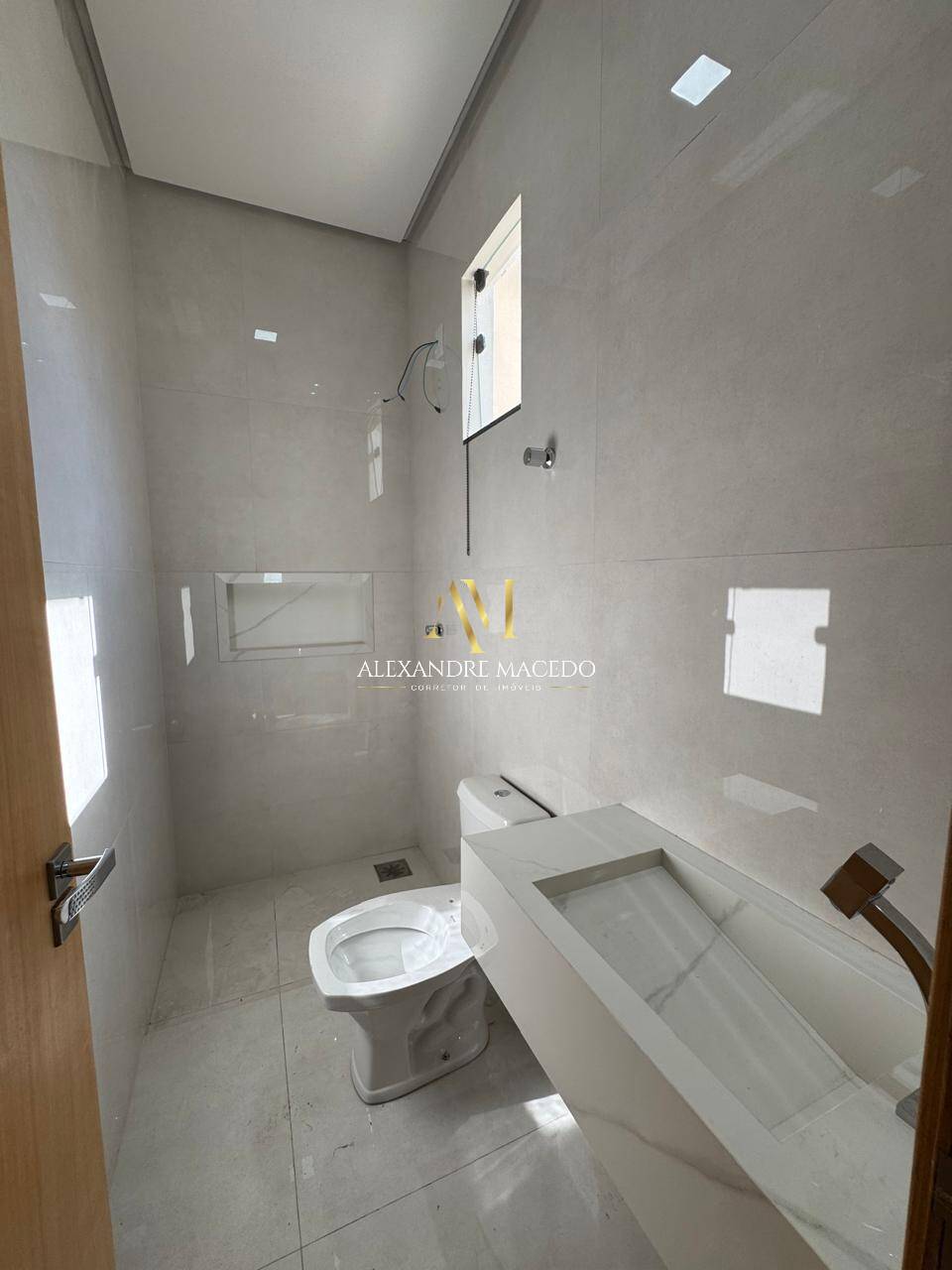 Casa à venda com 3 quartos, 65m² - Foto 11