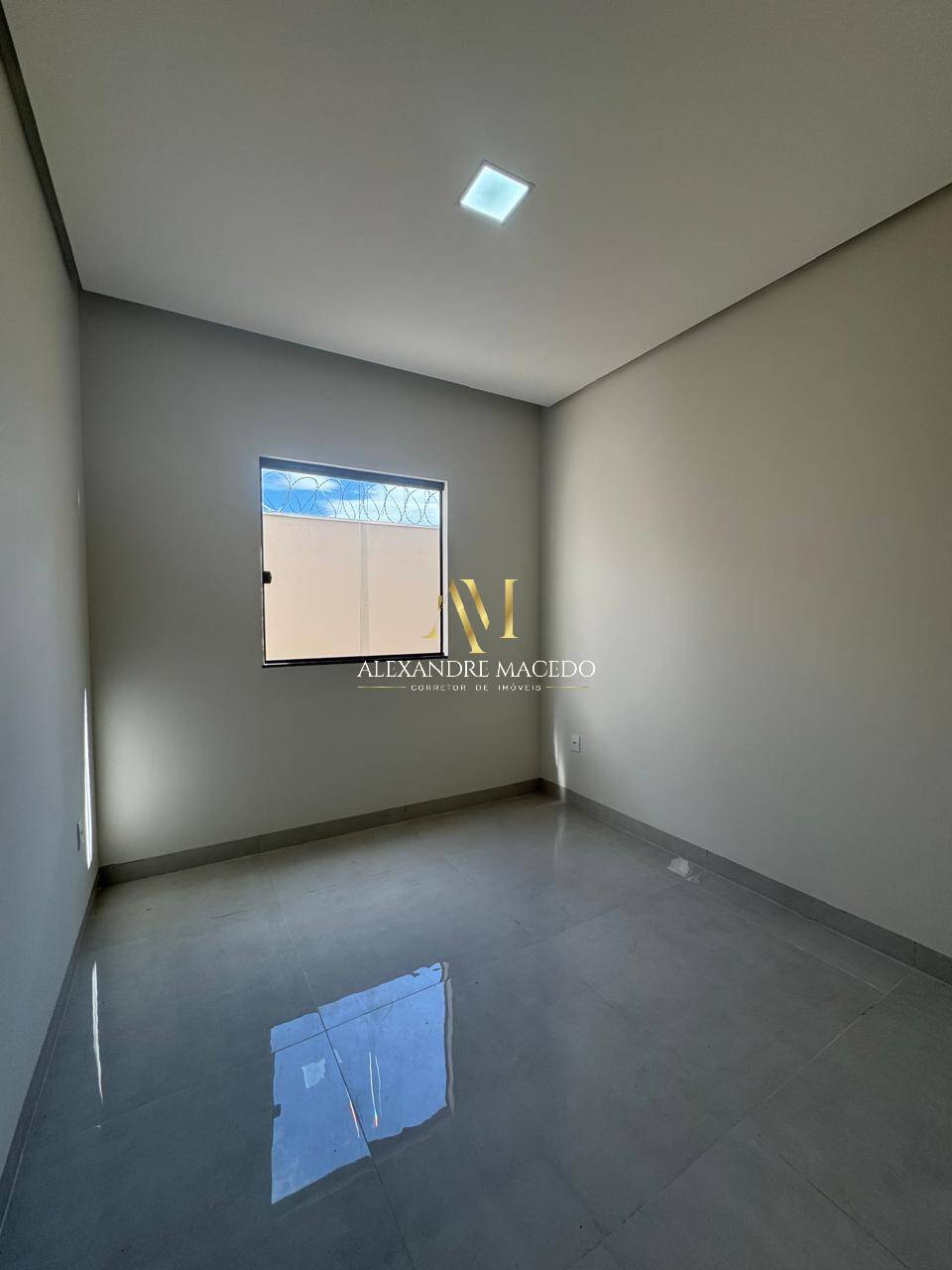 Casa à venda com 3 quartos, 65m² - Foto 12